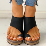 Kakimoda Toe Ring Cutout Slingback Sandals
